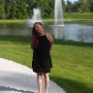 Meet your Posher, April